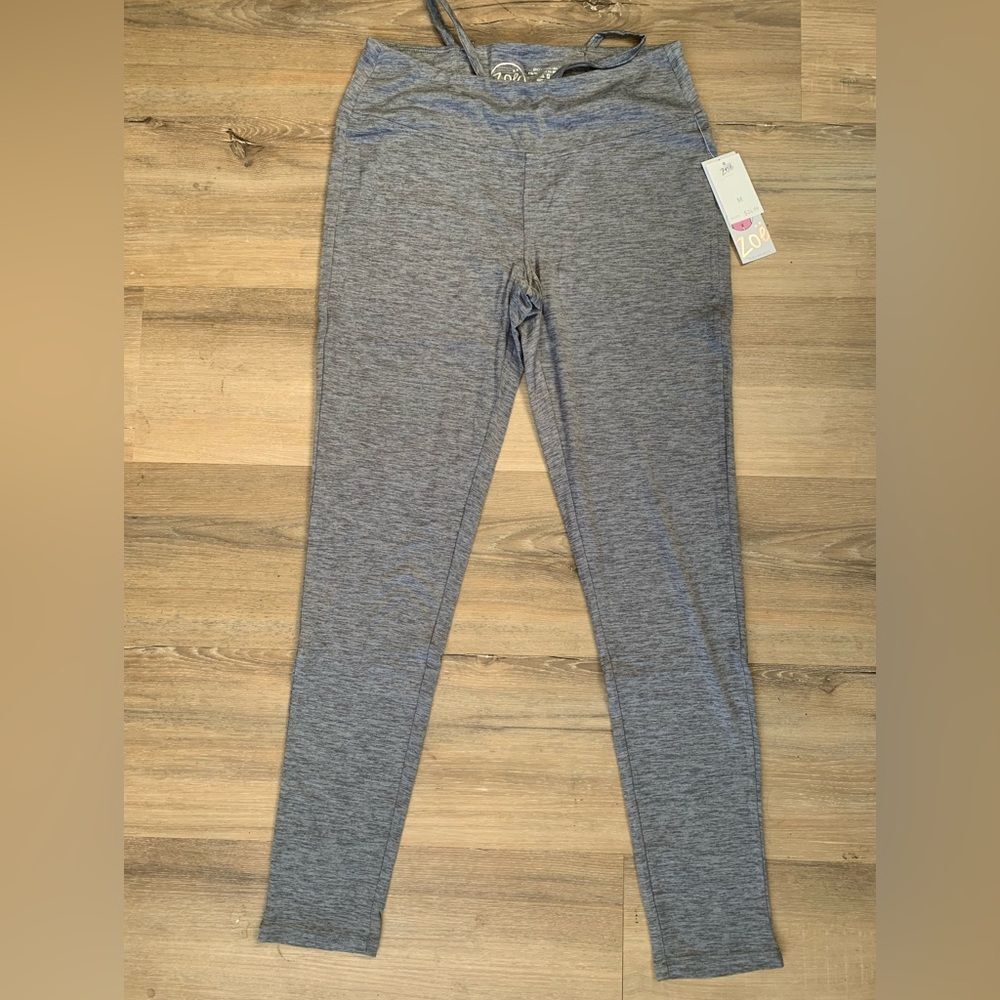 NWT Zoe + Phoebe Women's Size MED Light Grey leggings w/ hip straps New w/ Tags